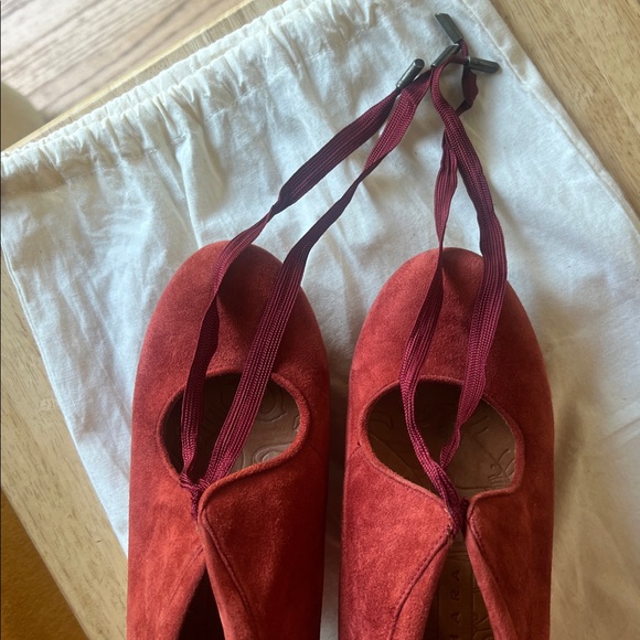 Chie Mihara Red Suede Heels with Bow - Picture 7 of 9